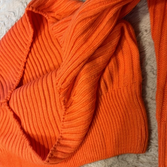 Size XL sweater - Picture 5 of 12